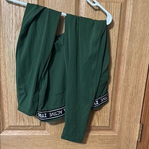 Green Zyia leggings